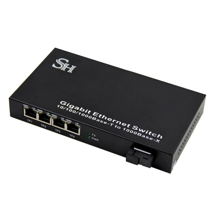 Commercial PoE Media Converter With 4*10/100/1000Base-T PoE Ports + 1*100/1000Base-X Port